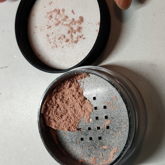 MAC Silver Dusk Iridescent Powder/Loose - Picture 3 of 3